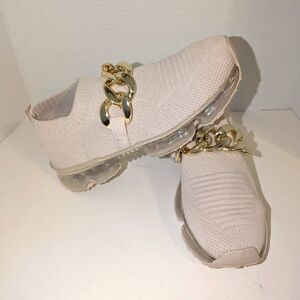 Freewalk Foam Fit Cream Slip-on Gold Chain Accent Sneakers‎ Women's Size 7